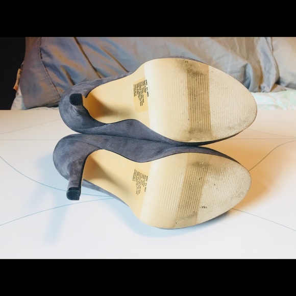 Grey Booties - Picture 5 of 7